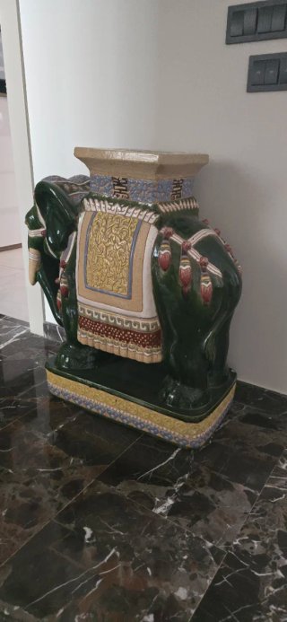 Figura elefante decorativo gran tamaño.