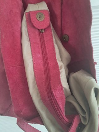 Bolso de piel rosa