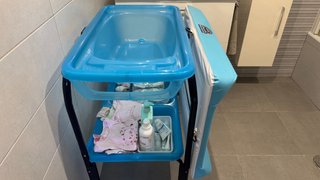 Cambiador Jané con bañera y funda (no lleva tubo)