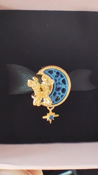 Charm Luna Creciente Mickey y Minnie