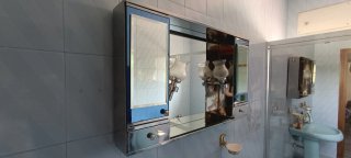 Mueble y espejo baño espejo y metal