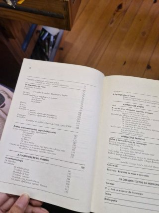 Livro psicologia:o rosto
