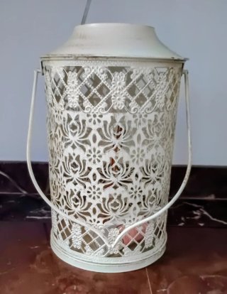 Lampara o candil porta vela en metal