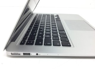 E578251-0 PORTATIL APPLE APPLE MACBOOK AIR CORE I5