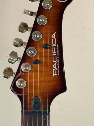 Guitarra Eléctrica Yamaha Pacifica 611 V FM TBS