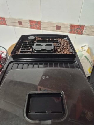 Cafetera De'Longhi Magnifica Start Negra