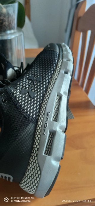 Zapatillas Under Armour HOVR Negras/Grises