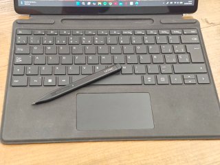 Surface Pro 9 i7 16GB 512GB + Teclado + Lápiz