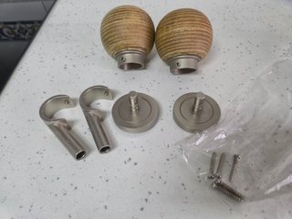 Terminales Cortina Bola Madera y Metal