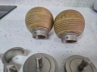 Terminales Cortina Bola Madera y Metal