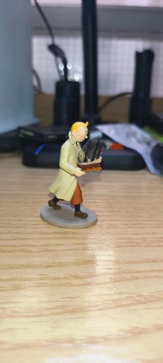Figura Tintin con barco