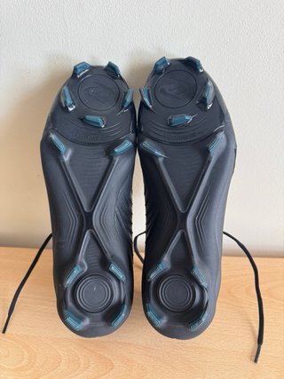 Botas Nike Phantom GX II Academy FG/MG Negras