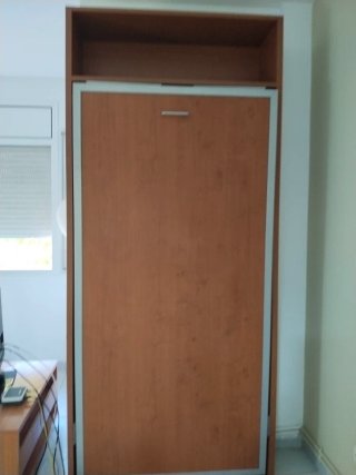 Cama abatible elegante madera y metal
