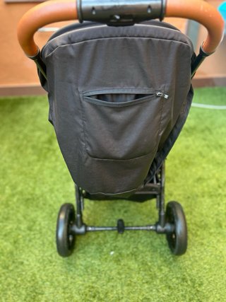 Carro Kinderkraft negro capota