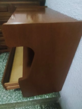 Mueble TV madera con ruedas