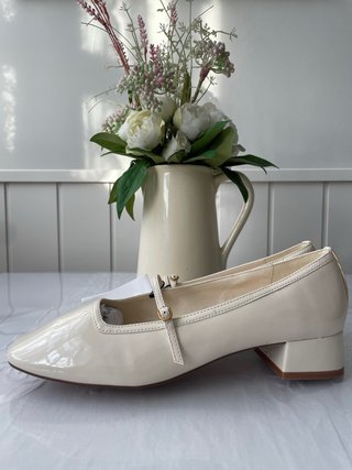 Bailarinas charol Mango beige