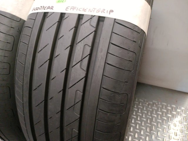 Neumáticos de ocasión 215/50 R18 92V
