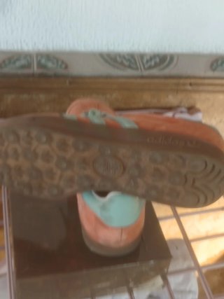 Zapatillas Adidas Gazelle Naranja y Turquesa