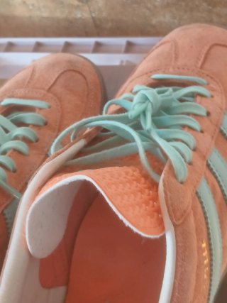 Zapatillas Adidas Gazelle Naranja y Turquesa