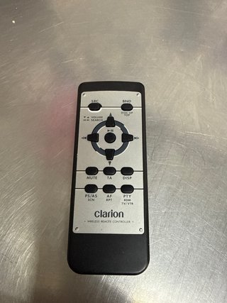 Radio CD Clarion DX2558RMP con cargador 12 discos