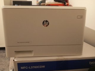 Impresora HP LaserJet Pro M454dn Color