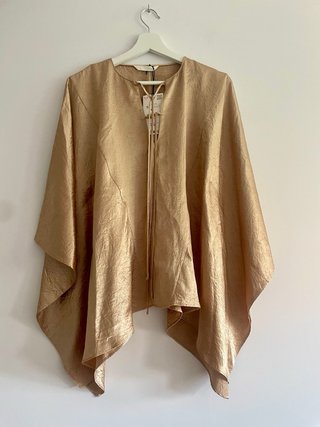 Zara Camisa Capa Satinada Talla Única Dorada