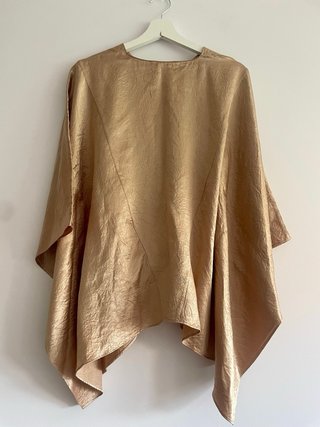 Zara Camisa Capa Satinada Talla Única Dorada