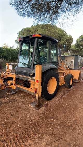 Retroexcavadora Case 580SR Mixta