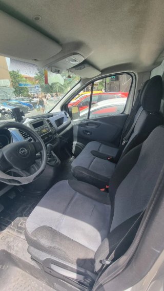 Opel Vivaro 2015