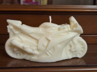Vela decorativa moto