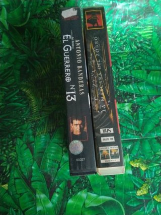 VHS Antonio Banderas: El Guerrero N°13 y La Máscar