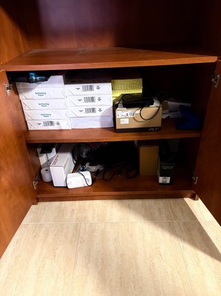 Mueble de oficina de madera