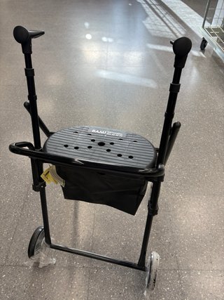 ANDADOR 4 Ruedas nuevo
