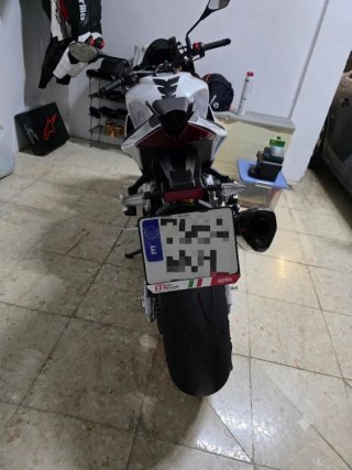 Aprilia Tuono V4 1100 Factory