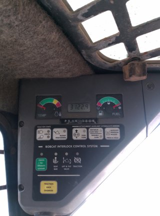 Minicargadora Bobcat S130