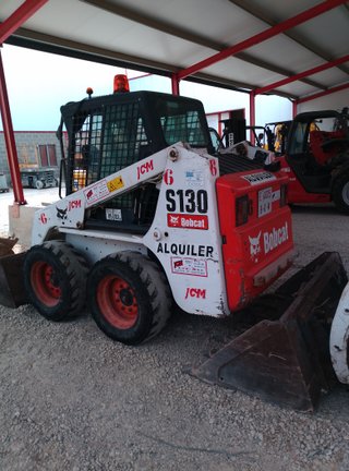 Minicargadora Bobcat S130