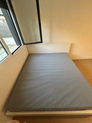 Cama King Size IKEA Blanca y Gris