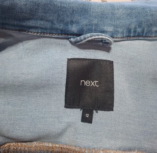 Chaqueta vaquera con volantes
