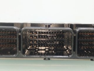 Centralita motor uce opel 8200666516 vivaro 563298