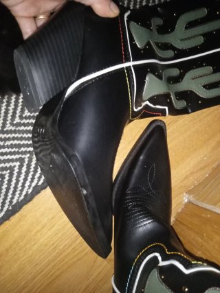 Botas altas negras con cactus Talla 38