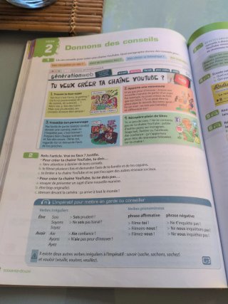 FrançaisB1.1. 4 Secundaria. Adomania, extra fau...