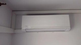 Manifold AC con mangueras y herramientas