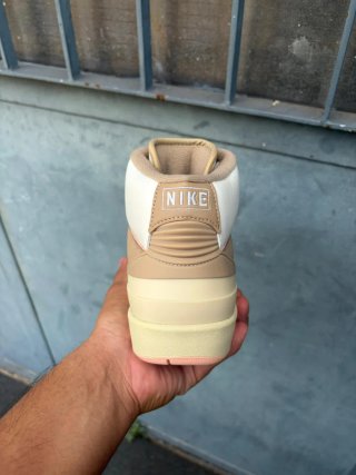 Air Jordan 2 Retro Beige/Bianco