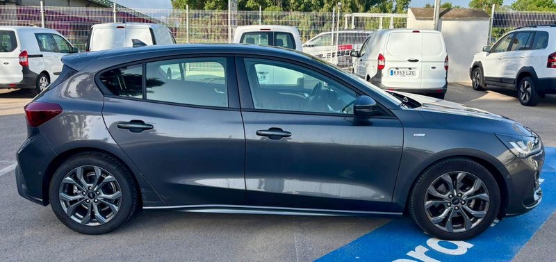 Ford Focus 1.0 Ecoboost ST-Line 2024, foto 3