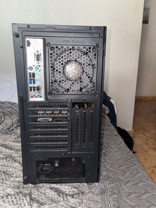 PC Gaming GTX 1060 6GB, i5-10400F,32 gb ram.