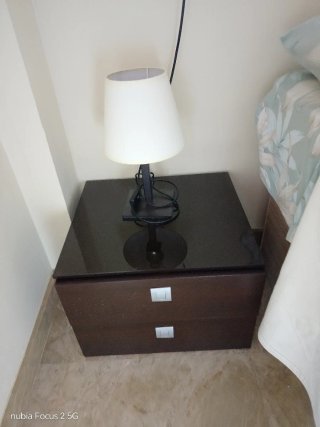 Mueble de salón modular oscuro