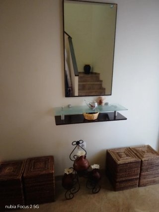 Mueble de salón modular oscuro