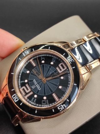 Reloj Festina Dorado y Negro