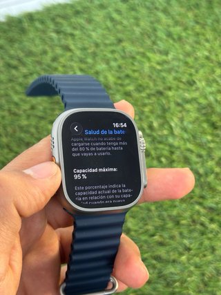Apple Watch Ultra 2 49mm GPS+LTE Titanio Batería95