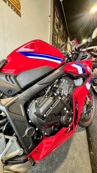 Honda CBR 600 R E-clutch Roja